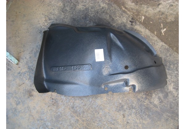 Підкрилок передній лівий (передня частина) Renault Trafic II, Opel Vivaro, 8200508349, 07-14